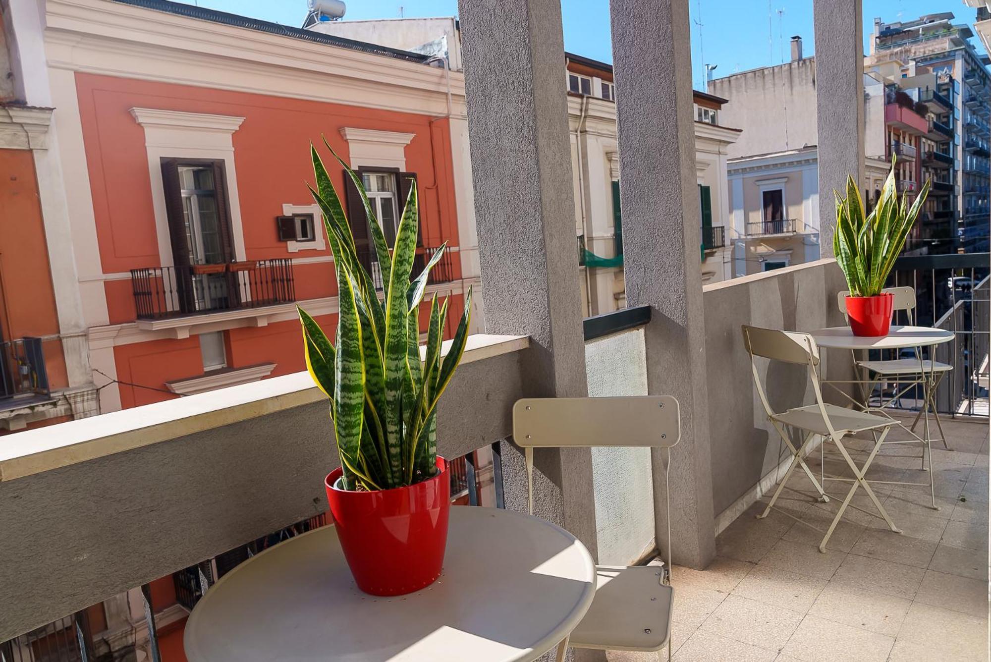 Via Prospero Petroni 9 - Bari Stazione - Otel Dış mekan fotoğraf